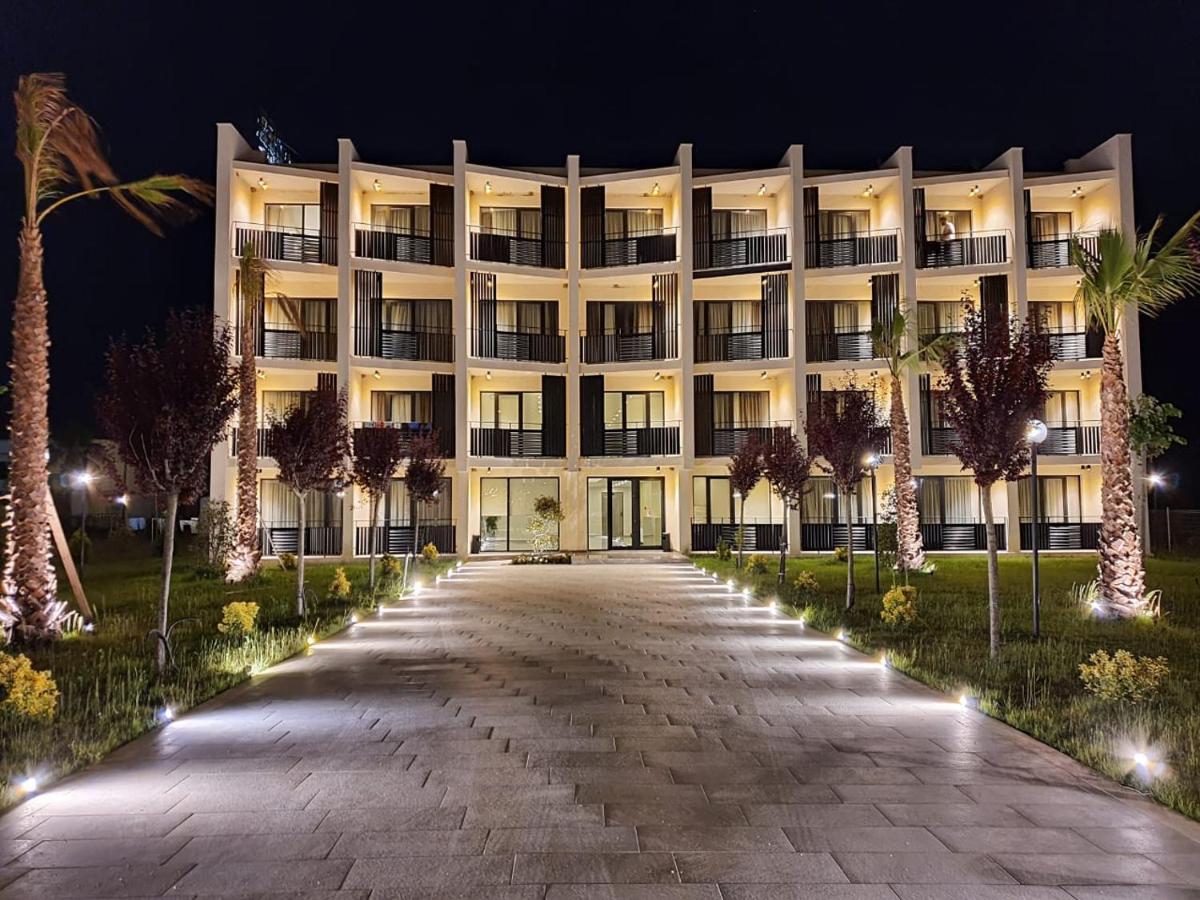 Amber Hotel Albania Spille Exteriör bild