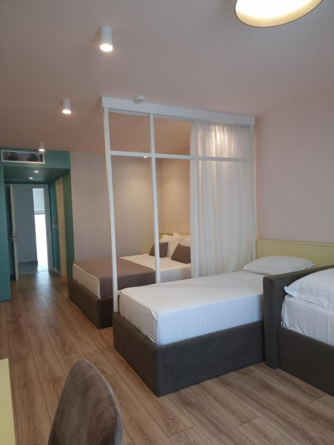 Amber Hotel Albania Spille Exteriör bild