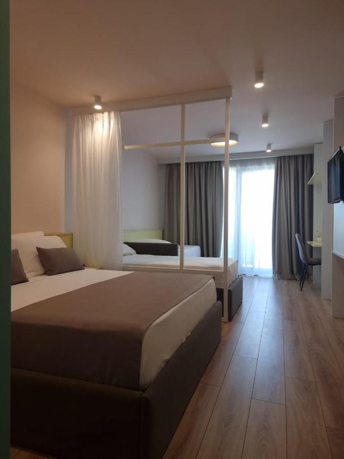 Amber Hotel Albania Spille Exteriör bild