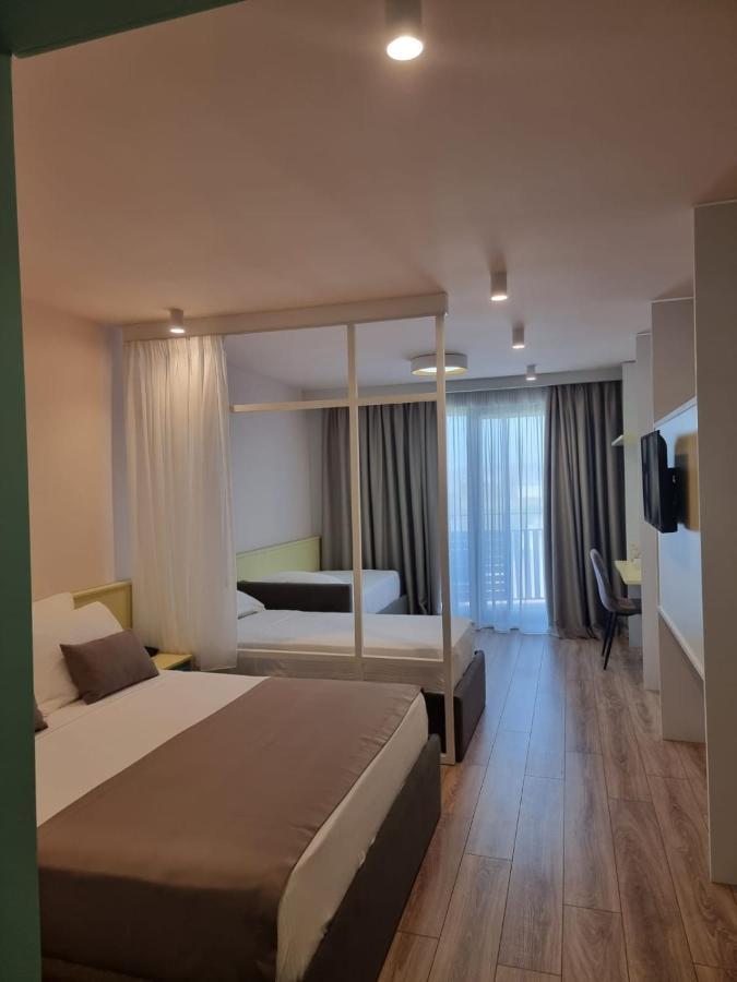 Amber Hotel Albania Spille Exteriör bild