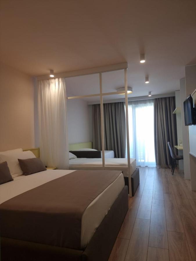 Amber Hotel Albania Spille Exteriör bild