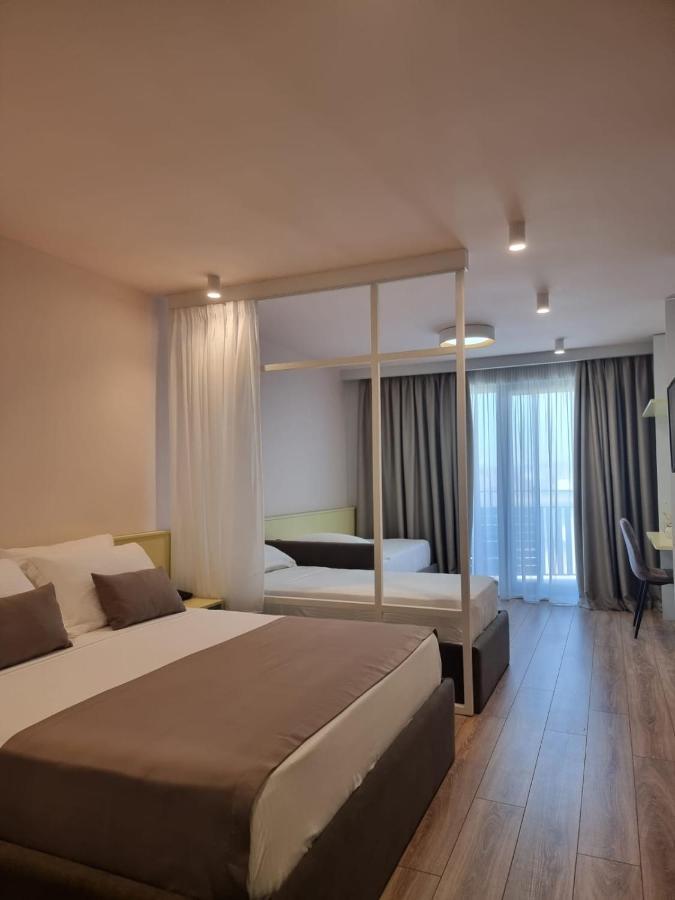 Amber Hotel Albania Spille Exteriör bild