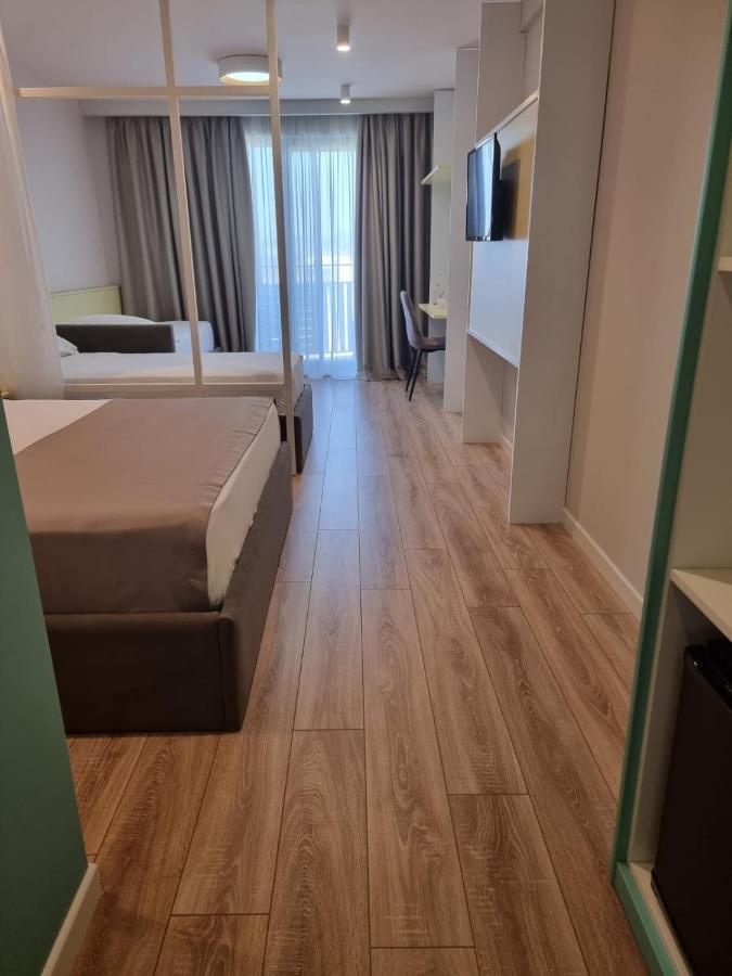 Amber Hotel Albania Spille Exteriör bild